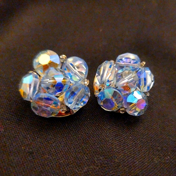 🔥 FINAL PRICE DROP🔥 VTG LAVIE DESIGNER BLUE AURORA BOREALIS CLIP ON EARRINGS - Picture 3 of 7